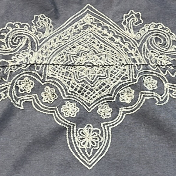 Lucky Brand Embroidered Back Shoulders Men’s Button Down Shirt Size Large - Picture 3 of 14